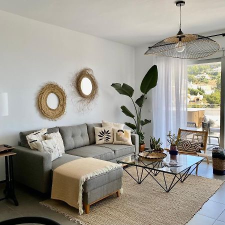 Coastal Hills Apartment Алтеа Екстериор снимка