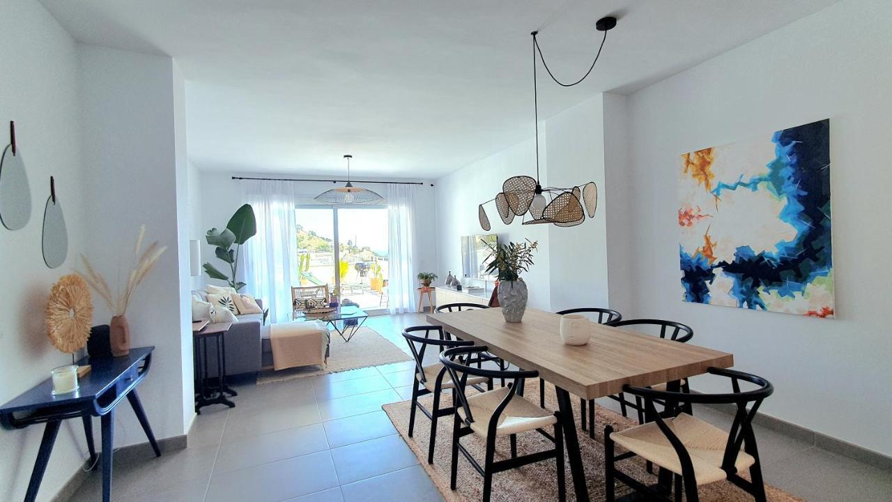 Coastal Hills Apartment Алтеа Екстериор снимка