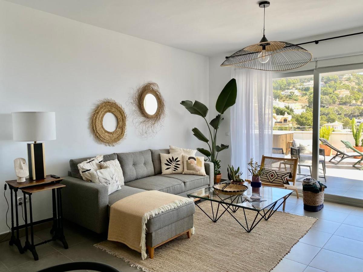 Coastal Hills Apartment Алтеа Екстериор снимка
