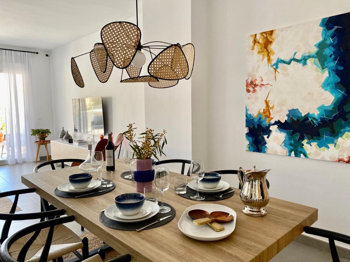 Coastal Hills Apartment Алтеа Екстериор снимка