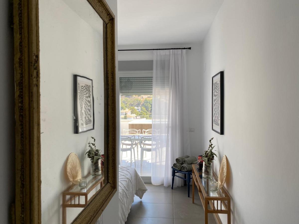 Coastal Hills Apartment Алтеа Екстериор снимка