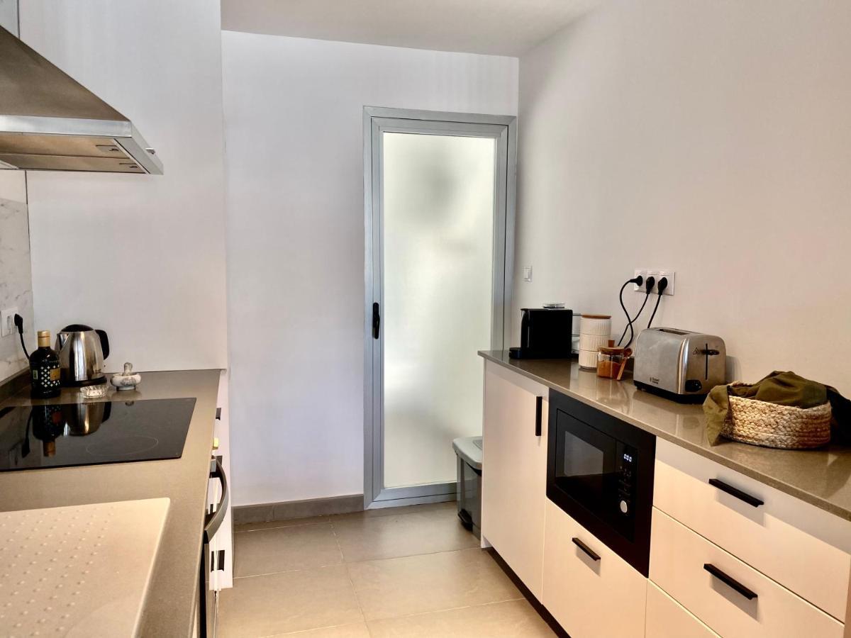 Coastal Hills Apartment Алтеа Екстериор снимка